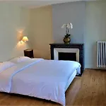 Les De L'abbaye Bed & Breakfast Caen