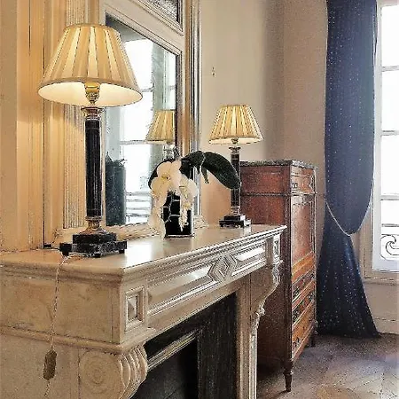 Les De L'abbaye Nocleg ze śniadaniem