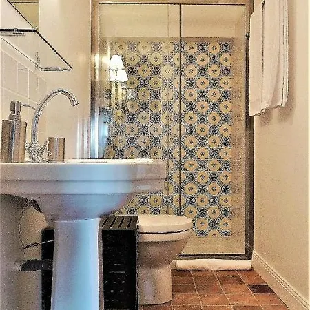 Les De L'abbaye Bed and Breakfast Καν