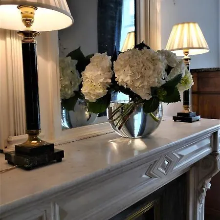 Les De L'abbaye Bed & Breakfast Caen