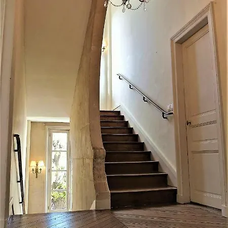 Les De L'abbaye Bed & Breakfast