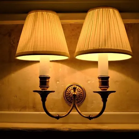 Bed & Breakfast Les De L'abbaye Caen