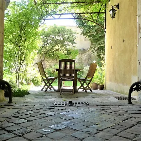 Les De L'abbaye 3* Caen