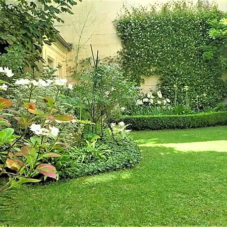 Les De L'abbaye Nocleg ze śniadaniem Caen