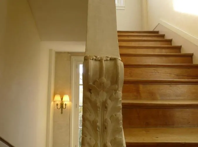 Les De L'abbaye Bed & Breakfast